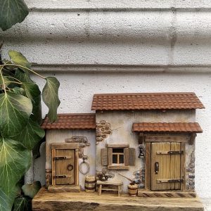 Miniature Fairy House Diorama – Handmade Bookshelf Decoration with LED Lighting